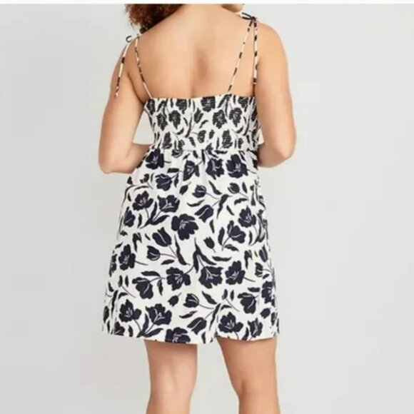 *NWT Old Navy Fit & Flare Tie-Strap Linen-Blend Mini Dress White Navy Floral XXL - Picture 2 of 13